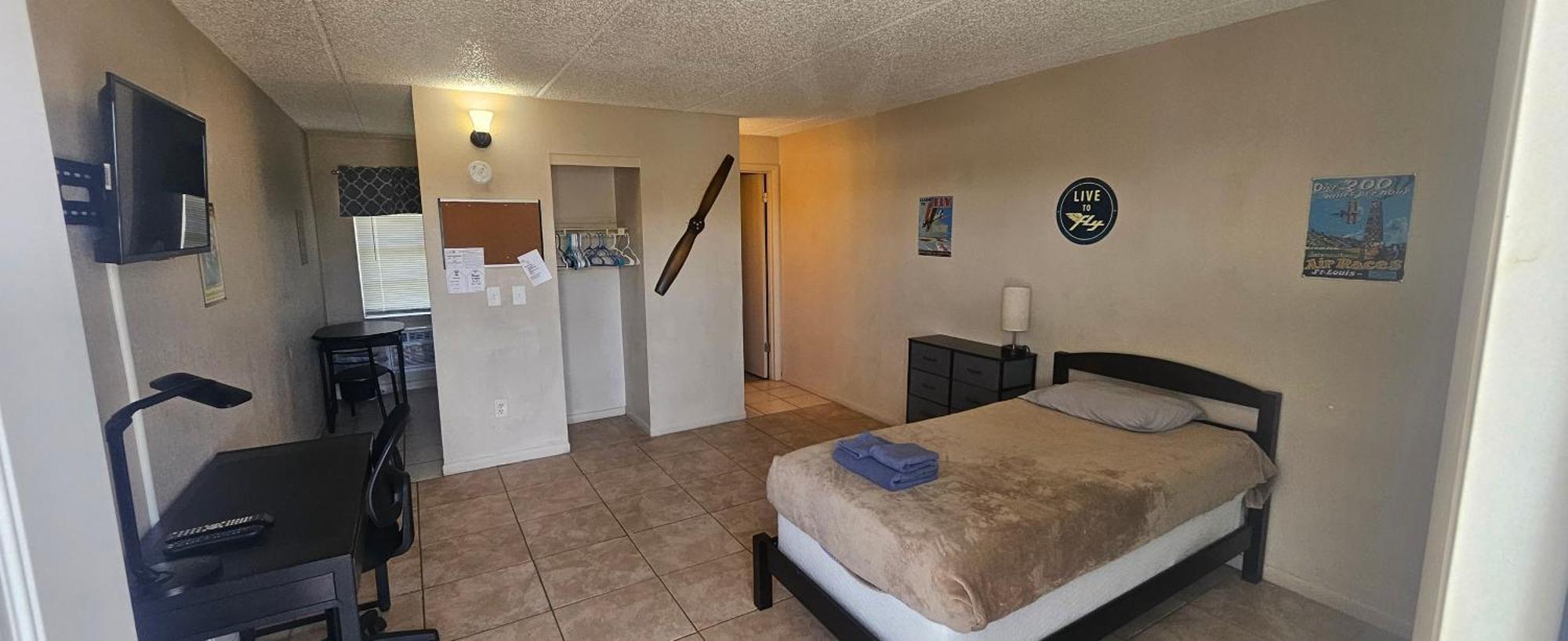 Sebastian Gardens Inn & Suites Εξωτερικό φωτογραφία