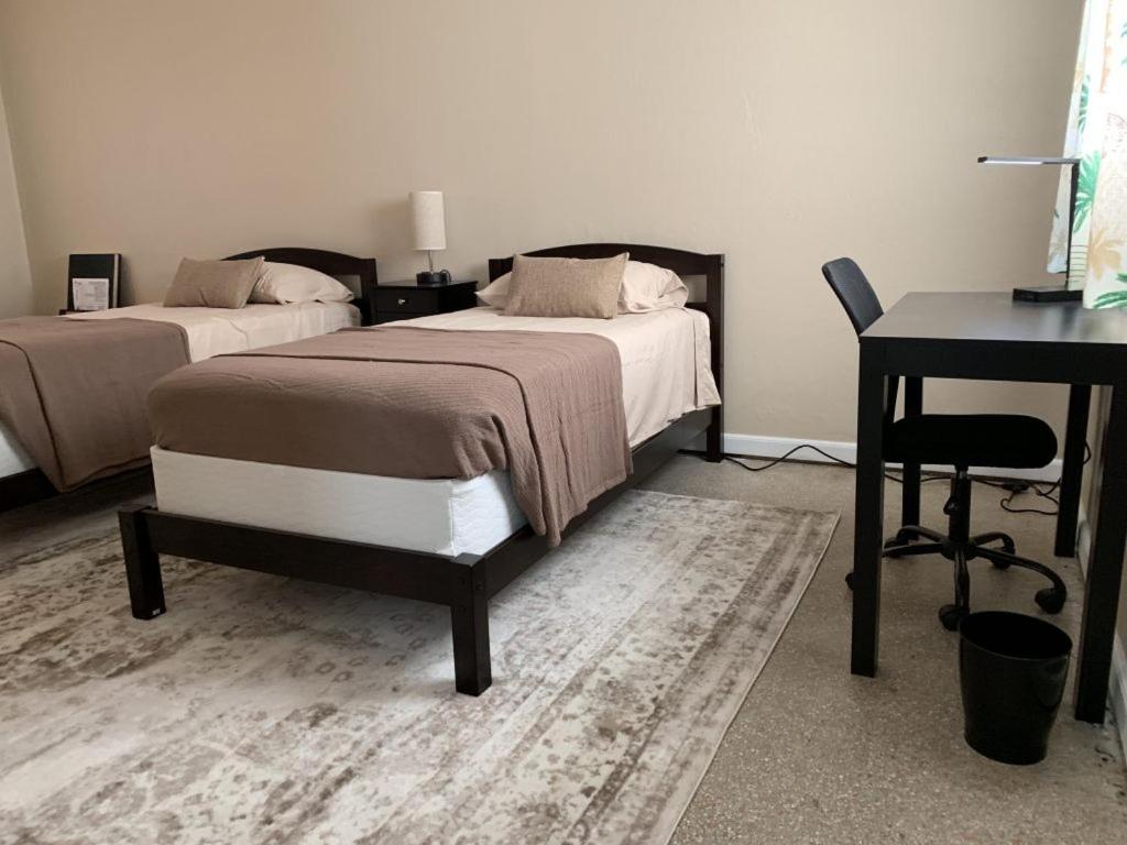 Sebastian Gardens Inn & Suites Εξωτερικό φωτογραφία